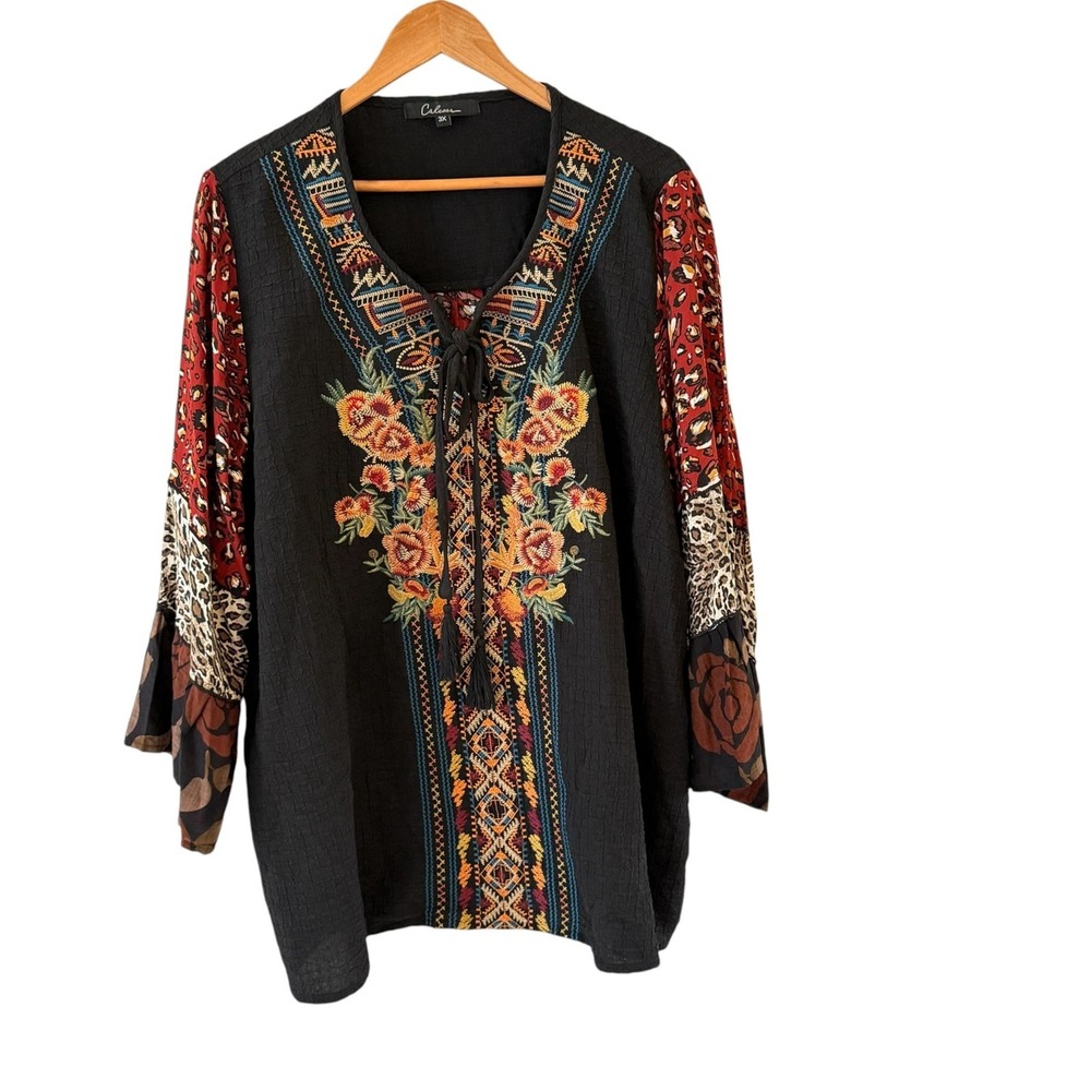 Calessa Embroidered Floral Tunic Top Womens 3X Animal Print Boho Bell Sleeve